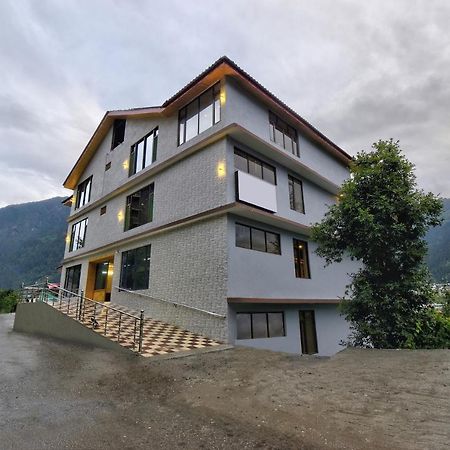 Capital O 42006 Phalguni Regency Hotell Manāli Eksteriør bilde